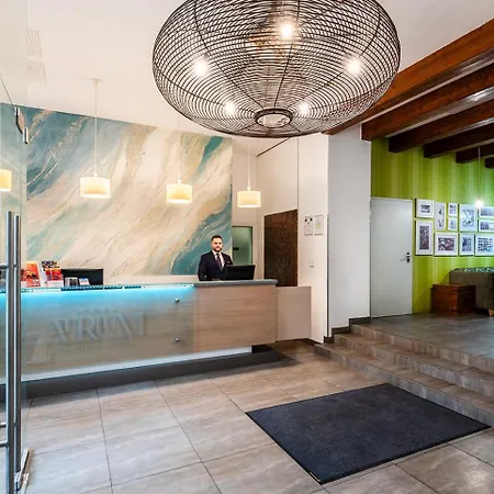 Hotel Atrium Fashion 4*