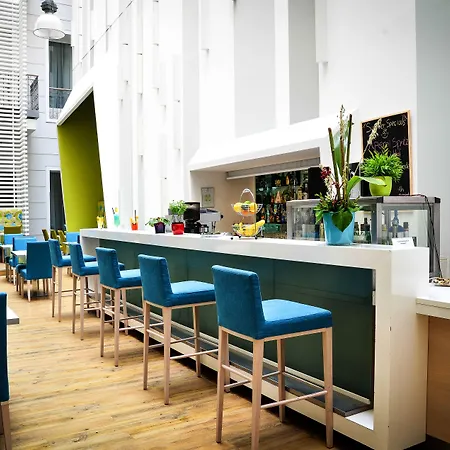 Atrium Fashion فندق بودابست