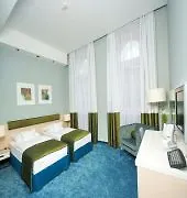 Hotel Atrium By Mellow Mood