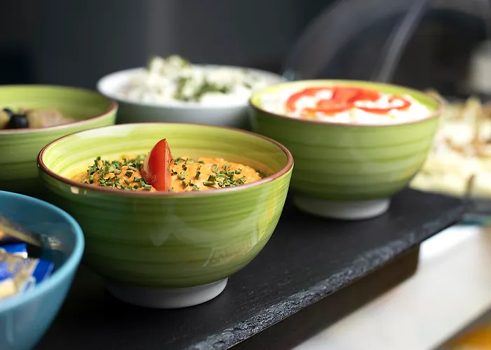 Atrium Hotel By Mellow Mood Hotels