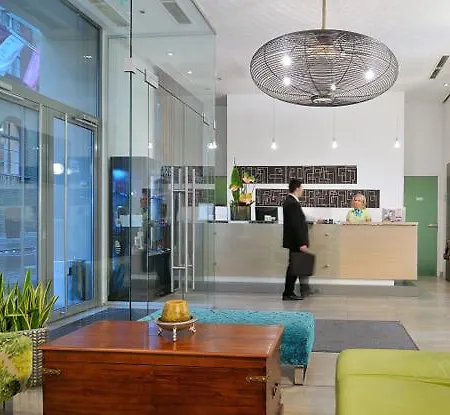 Atrium By Mellow Mood מלון 4*
